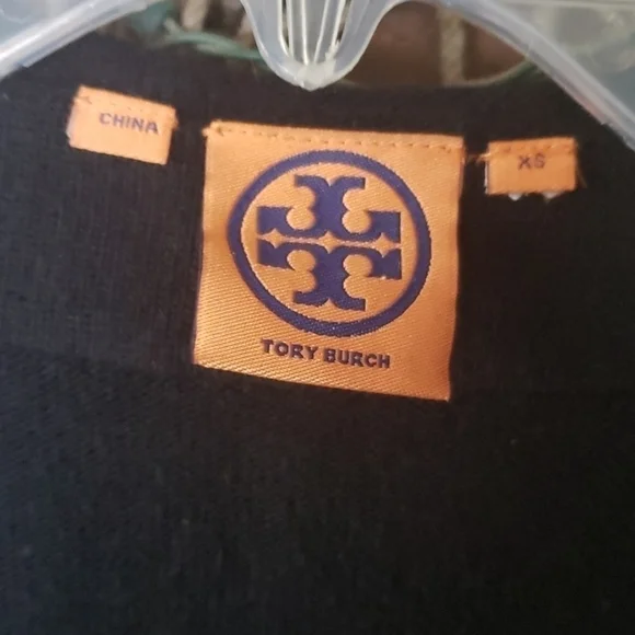 TORY Burch wool/cashmere sweater. - Picture 3 of 8